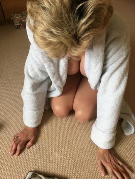 British woman with big boobs Lady Sonia is captured in candid moments