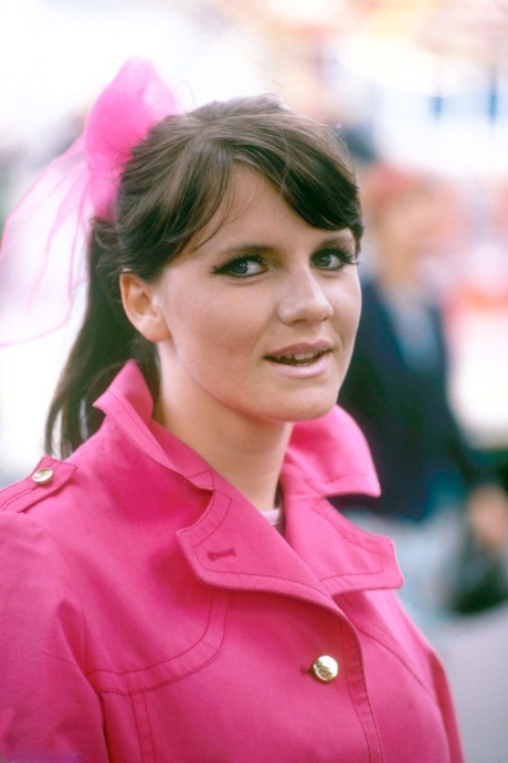 Fully clothed teen from the 70s takes in London's sites before stripping naked