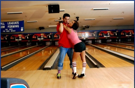 Tattooed babe in high socks Regan Reese fucking in a bowling alley