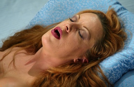 Fucking Machines performed by ChynaWhite, DragonLily Sex Images