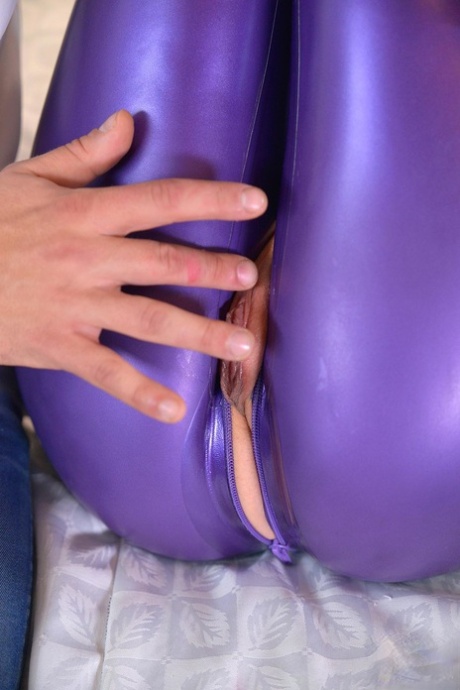 Sexy MILF Latex Lucy enjoying fingering & toying wet pussy in kinky latex suit