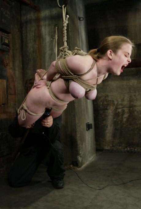 Amateur American Stardust gets her mouth and pussy toyed while bound